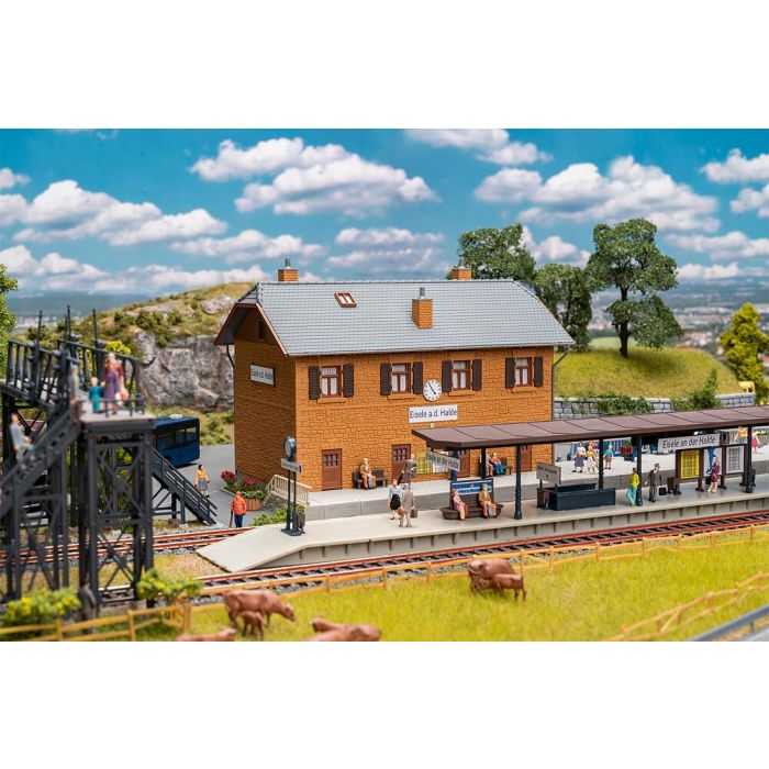 H0 Aktionsset Bahnhof Eisele auf der Halde