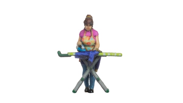 H0 Frau bügelt 3D Master Einzelfigur