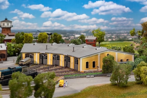 Z Ringlokschuppen Freilassing 5 St&amp;#228;ndig
