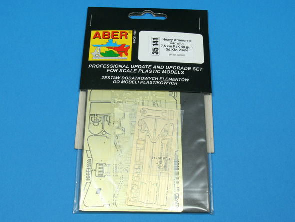 1/35 Heavy Armoured Car with 7,5cm PaK40 gun Sd.Kfz. 234/4