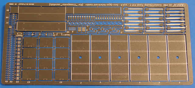 1/35 KV-1 vol.6 -box-type lubricant tanks