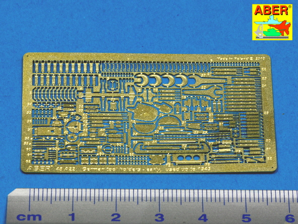 1/48 Tool holders-early used up to 1943.