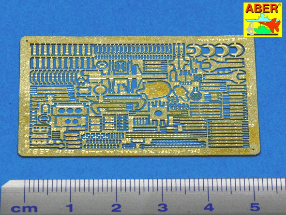 1/48 Tool holder-late used from 1943.