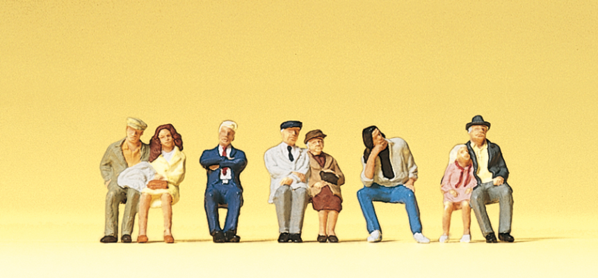 1:87  Sitzende Fahrgäste für Bus und Bahn