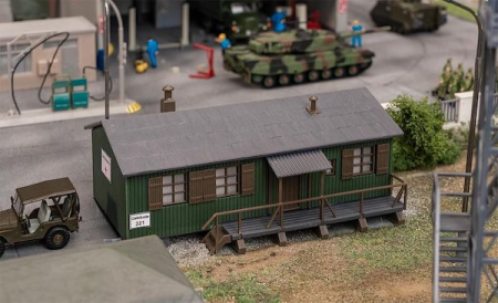 H0 Militärbaracke