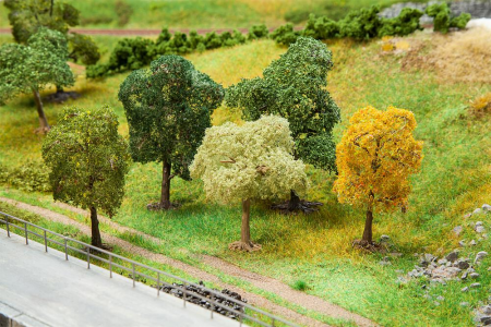 H0/TT/N 5 PREMIUM Bäume, sortiert