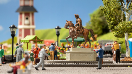 H0 Denkmäler 4 Stück