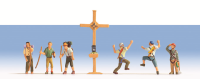 N Bergwanderer mit Gipfelkreuz