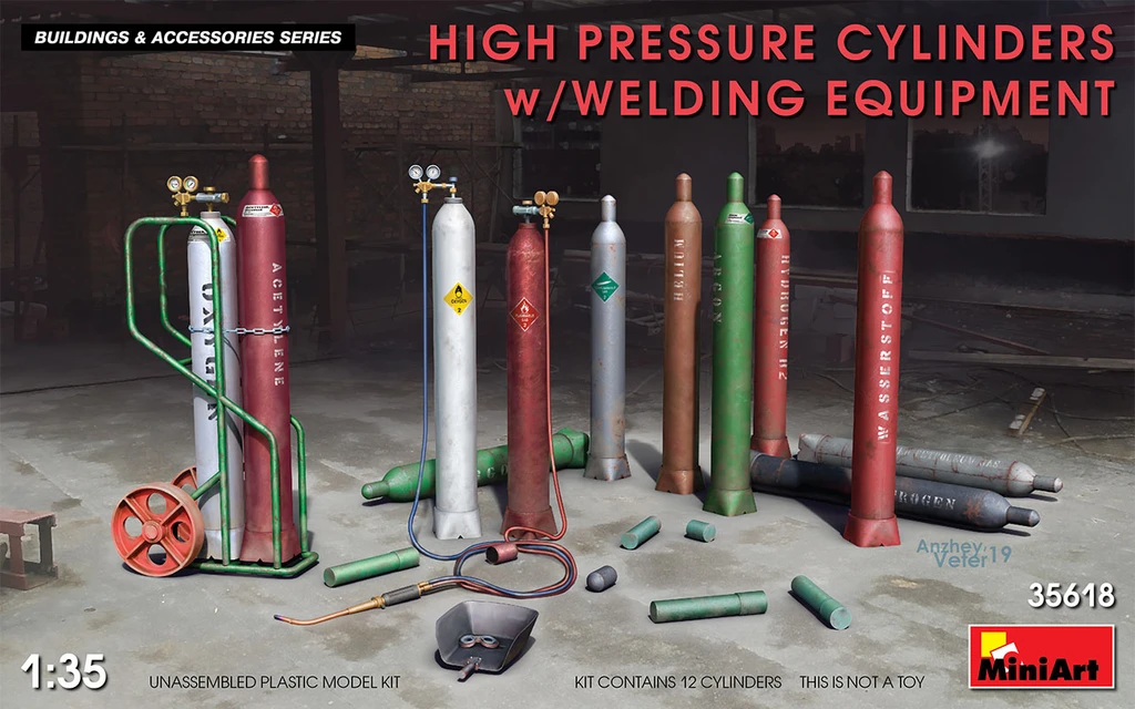 1/35 High Press. Cyl. w/Welding Equip.