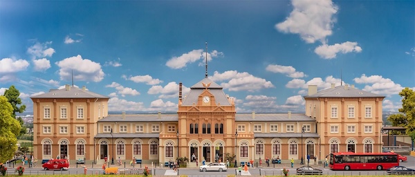 H0 Hauptbahnhof Neustadt/Weintrasse