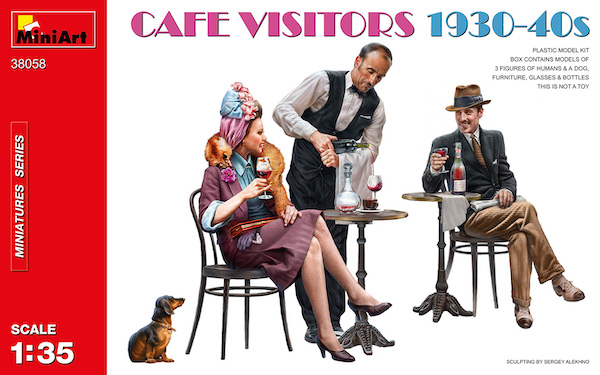 1/35  Cafe Visitors 1930-40s