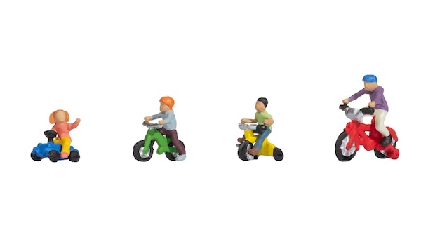 H0 Kinder auf Kinderfahrr&#228;der