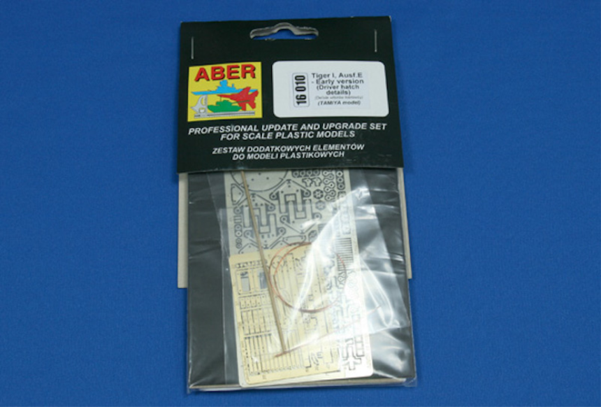 1/16 Driver&#39;s hatch details for TigerI,Ausf.E