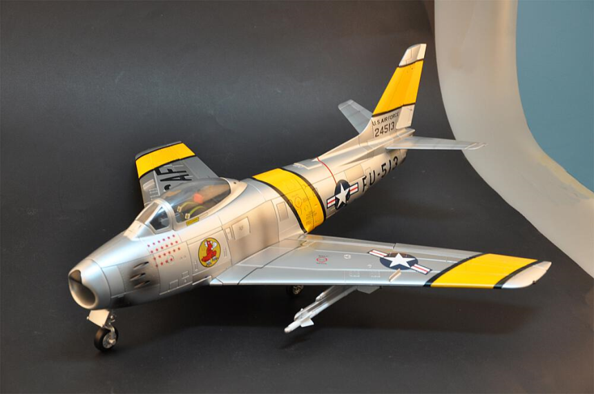 1/18 F-86 Sabre