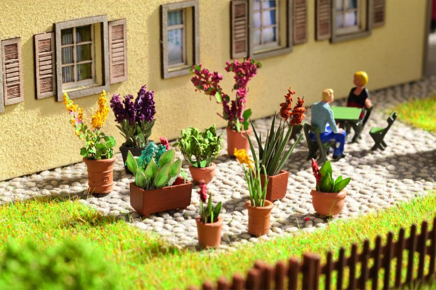 H0 L-C Zierpflanzen in Blument&amp;#246;pfen