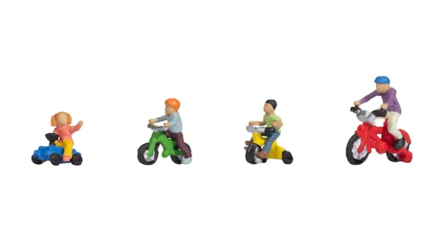 H0 Kinder auf Kinderfahrr&amp;#228;der
