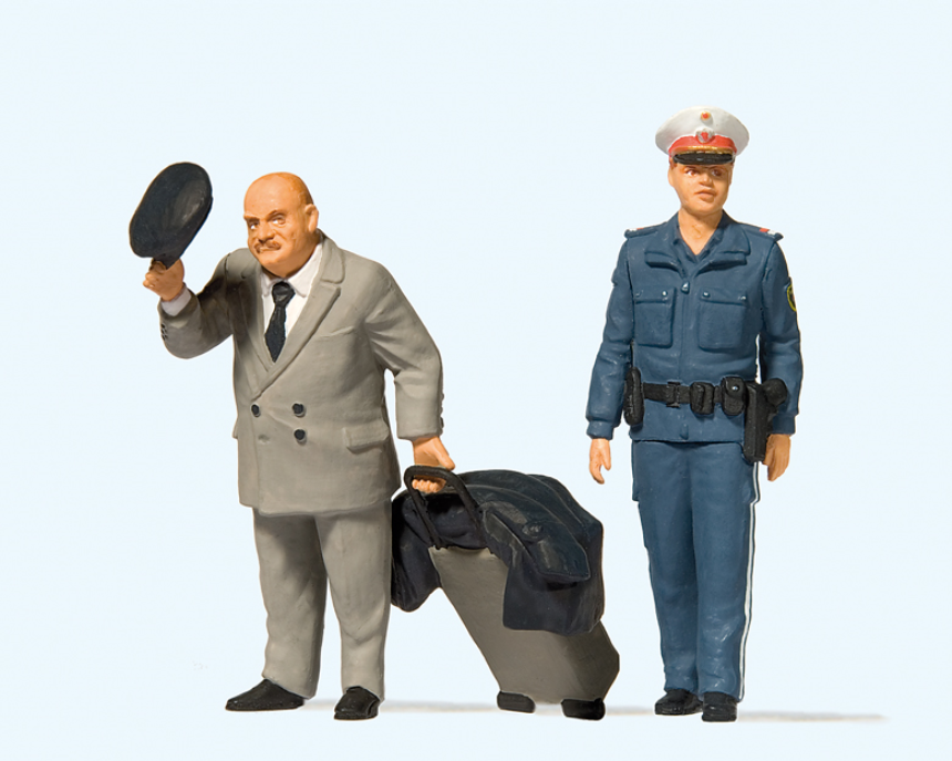 1:22:5 Reisender, Polizistin &amp;#214;sterreich