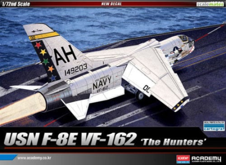 1/72 USN F-8E VF-162 The Hunters