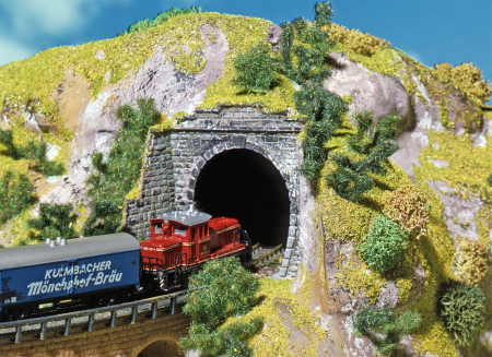 Z Tunnelportal