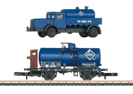 Aral tank car set