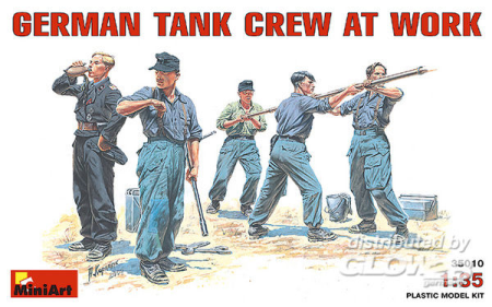 1/35 German Tank Crew at Work