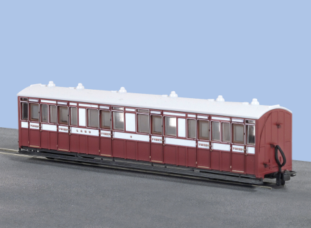 9 00-9 L&amp;B Composite Coach 1st/3rd, L&amp;B Livery, No 5