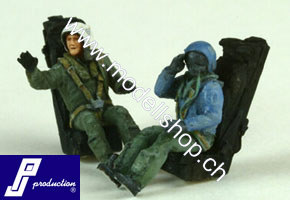 1/72 French pilots seated in a/c (dtbu with Mirage. Jaguar....) - 2 figures