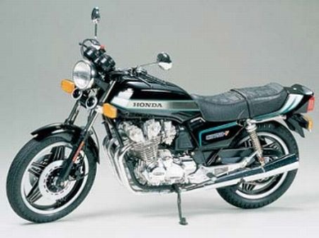 1/6 Honda CB 750F