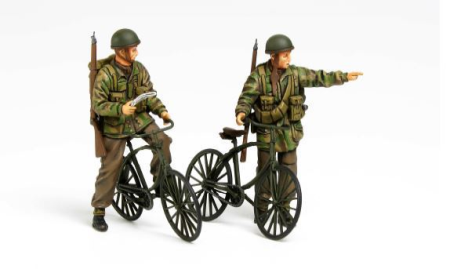 1/35 British Paratroopers &amp; Bicycles Set
