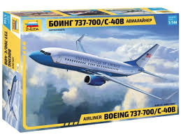 1/144    Boeing 737-700/C-40B
