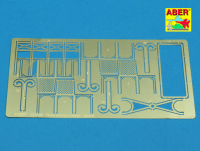 1/35 Table &amp; four chairs type A