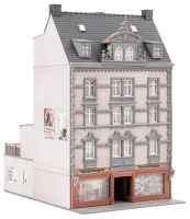H0 Stadthaus mit Reparaturwerksta