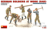 1/35 German Soldiers at Work