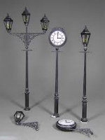 1/35 Street Lamps &amp; Clocks