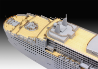 1/400 Queen Mary 2 PLATINUM Edition