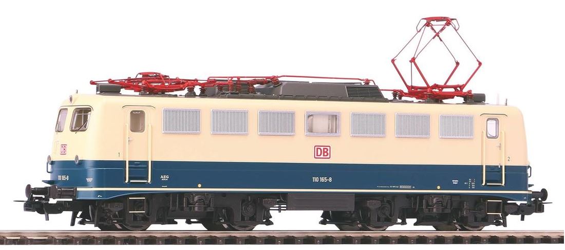 H0 E-Lok BR 110 DB AG, beige-blau V + DSS PluX22